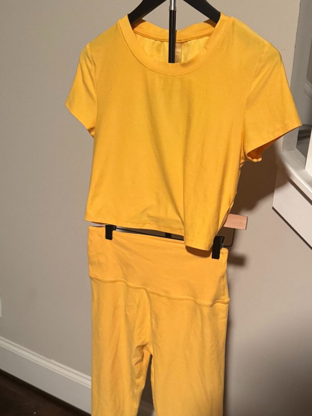 Beyond Yoga 2 Piece Set - Open Back Crop Top & Matching Legging US Size Large - Picture 2 of 11